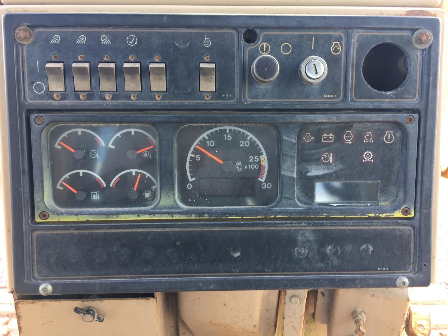 ./imagenes/INVOICE/2019/16972/TOPADOR FRONTAL D9R (3).JPG